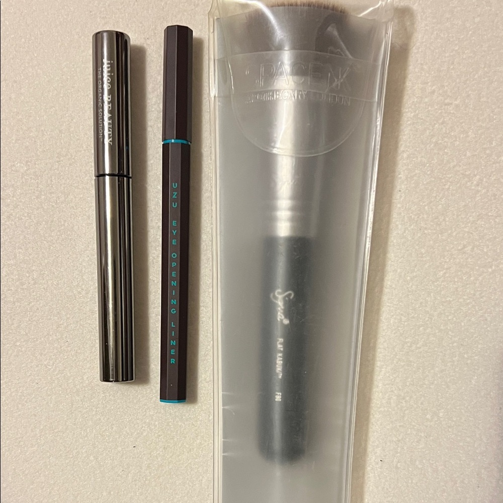 Sigma Makeup Brush and juice beauty black Eye Liner, Japanese brown eye liner